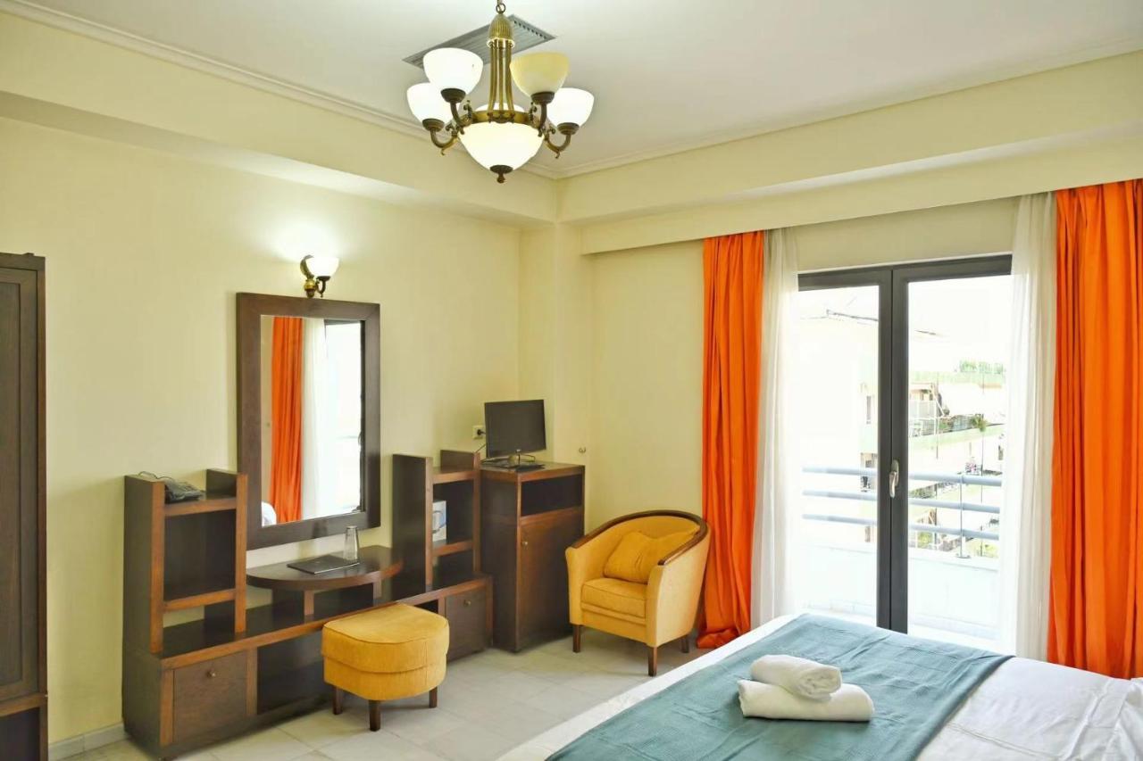 New Times Home & Hotels Near Metro Station Athens Center Екстер'єр фото