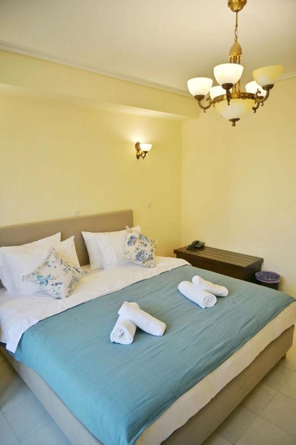 New Times Home & Hotels Near Metro Station Athens Center Екстер'єр фото