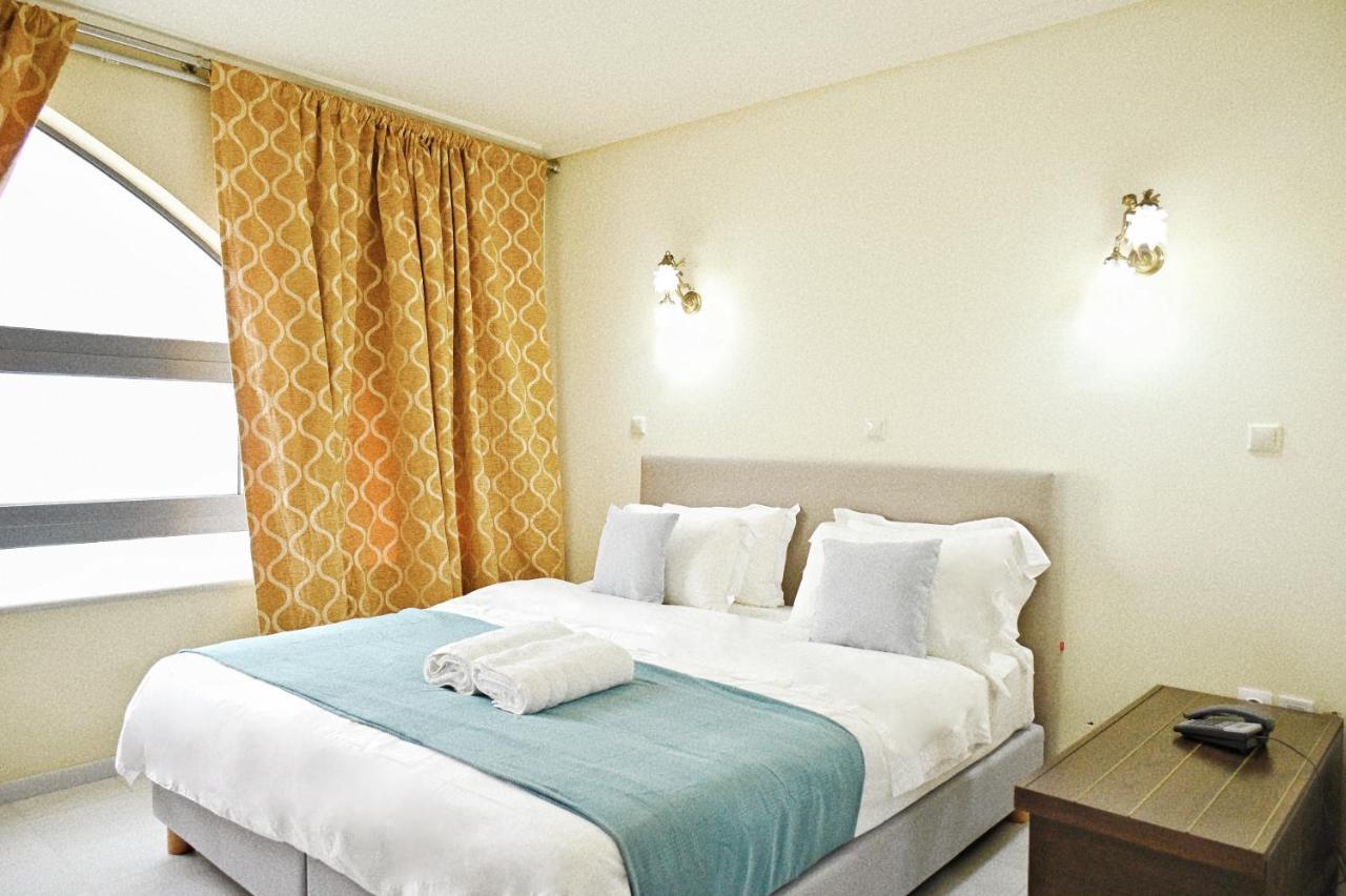 New Times Home & Hotels Near Metro Station Athens Center Екстер'єр фото