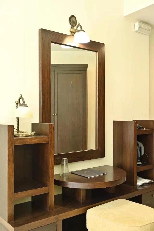 New Times Home & Hotels Near Metro Station Athens Center Екстер'єр фото